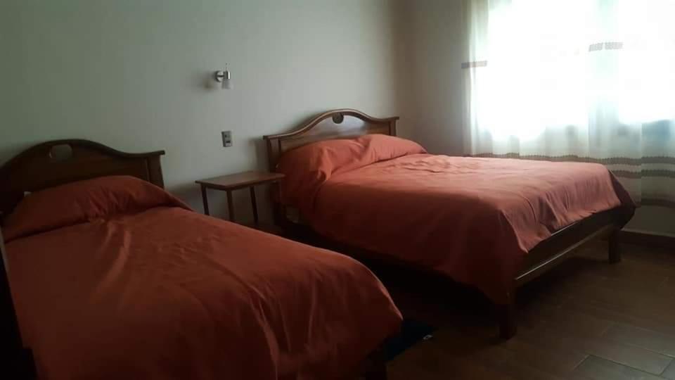 סנטה קרוז דה לה סיירה Hotel El Super 8 מראה חיצוני תמונה